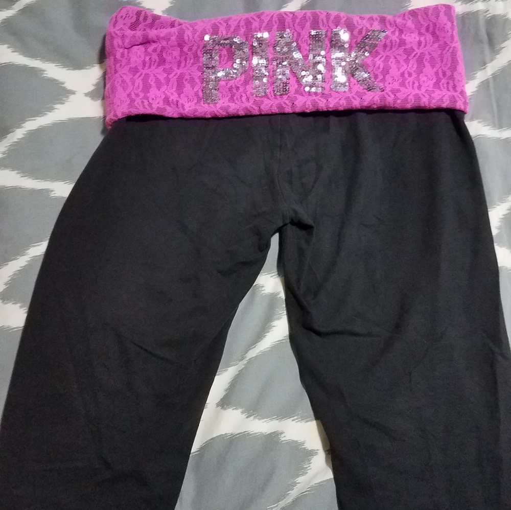VS PINK  Bling Cropped Yoga Pants